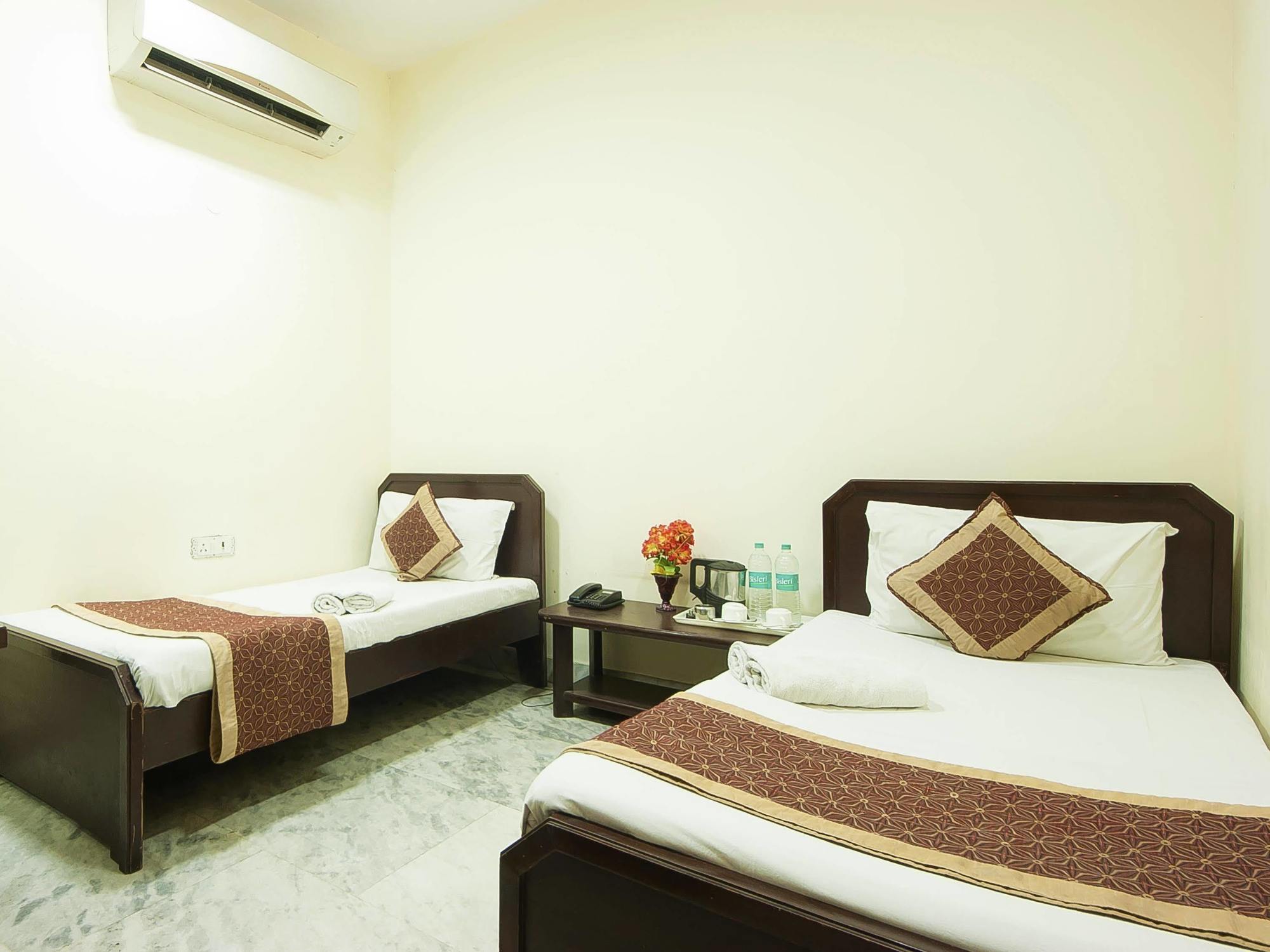 Hermitage By The Cosy Hotels Near Lotus Temple Nowe Delhi Zewnętrze zdjęcie