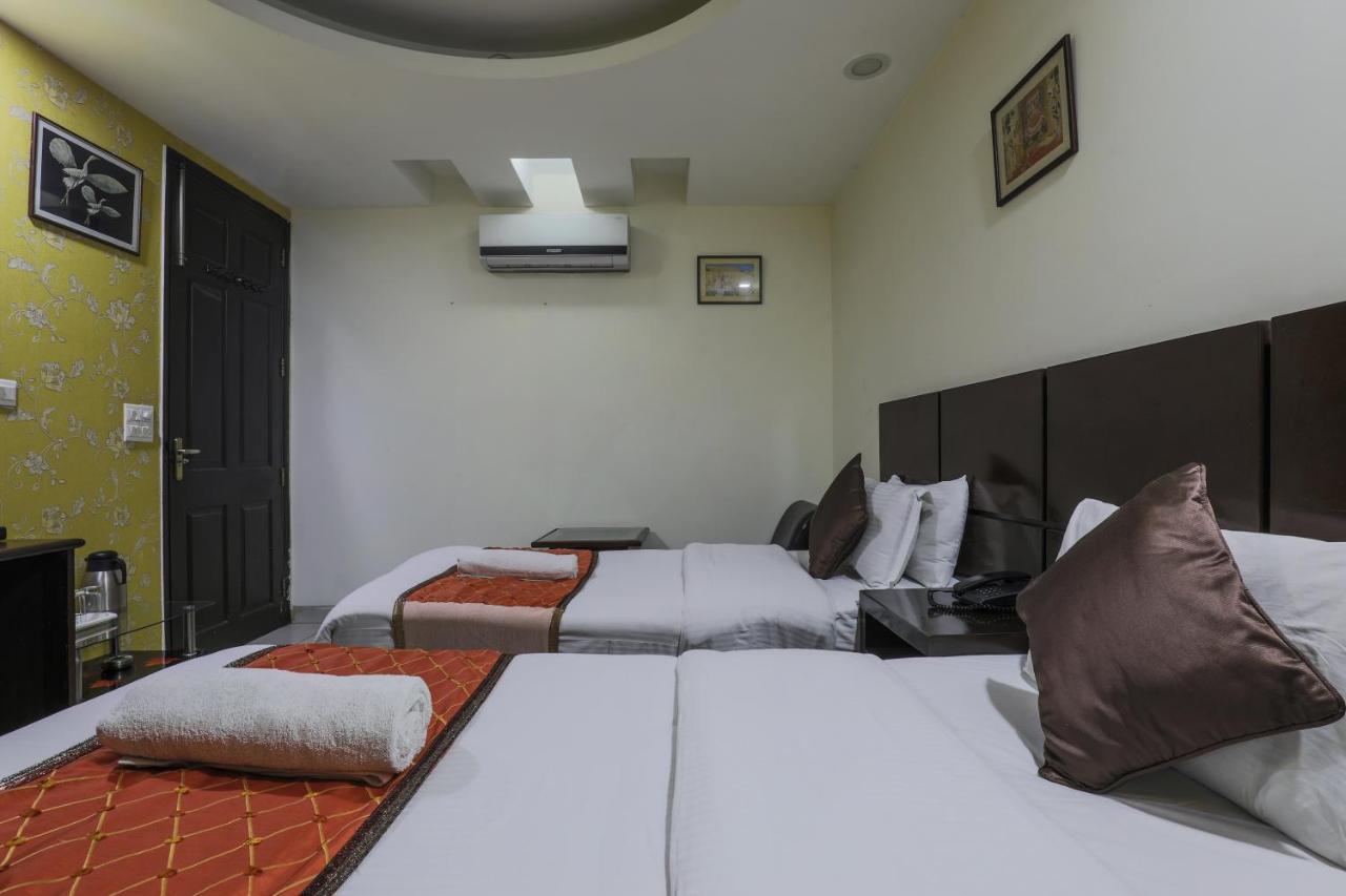Hermitage By The Cosy Hotels Near Lotus Temple Nowe Delhi Zewnętrze zdjęcie